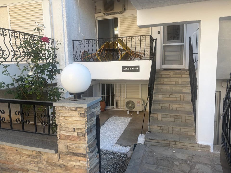 Zooni Shell Apartment Kalyves Chalkidiki Apartment in Halkidiki