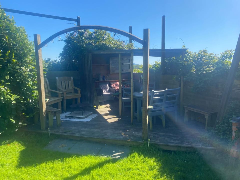 The Gypsy Caravan Sleeps 5 with alfresco dining House in Llanidan