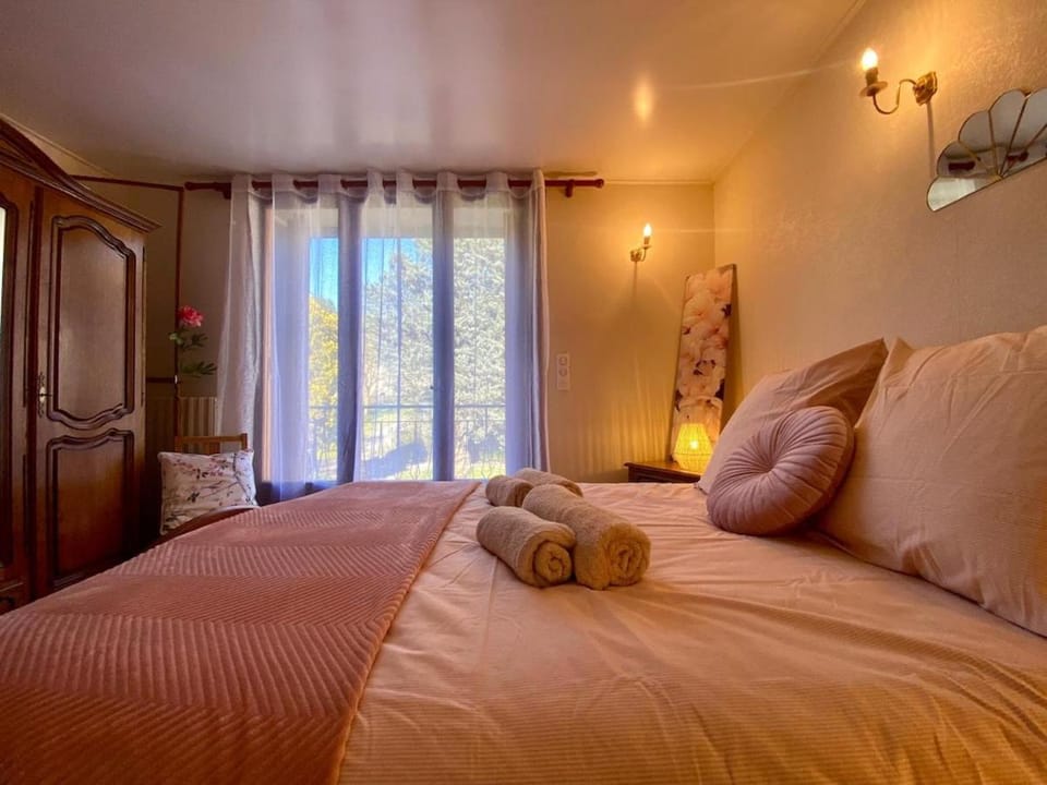 Maison familiale de charme calme proche Sisteron House in Provence-Alpes-Côte d'Azur