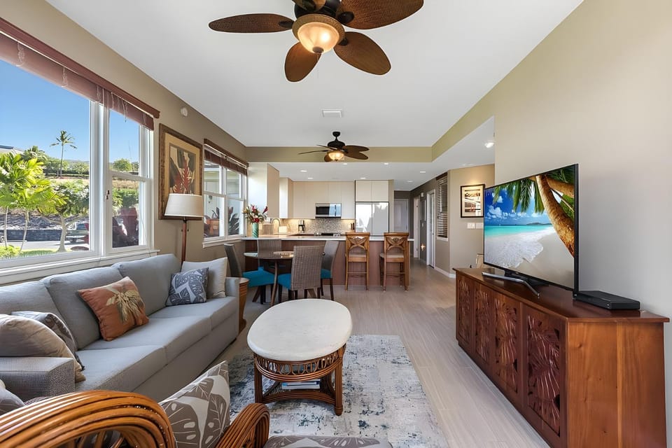 Ocean View 4BR, 2 Condos for 12 in Kailua-Kona! House in Holualoa