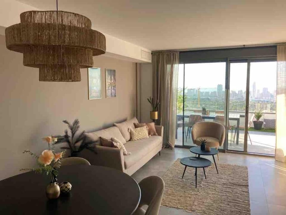 Seascape met privé jacuzzi Apartment in Marina Baixa