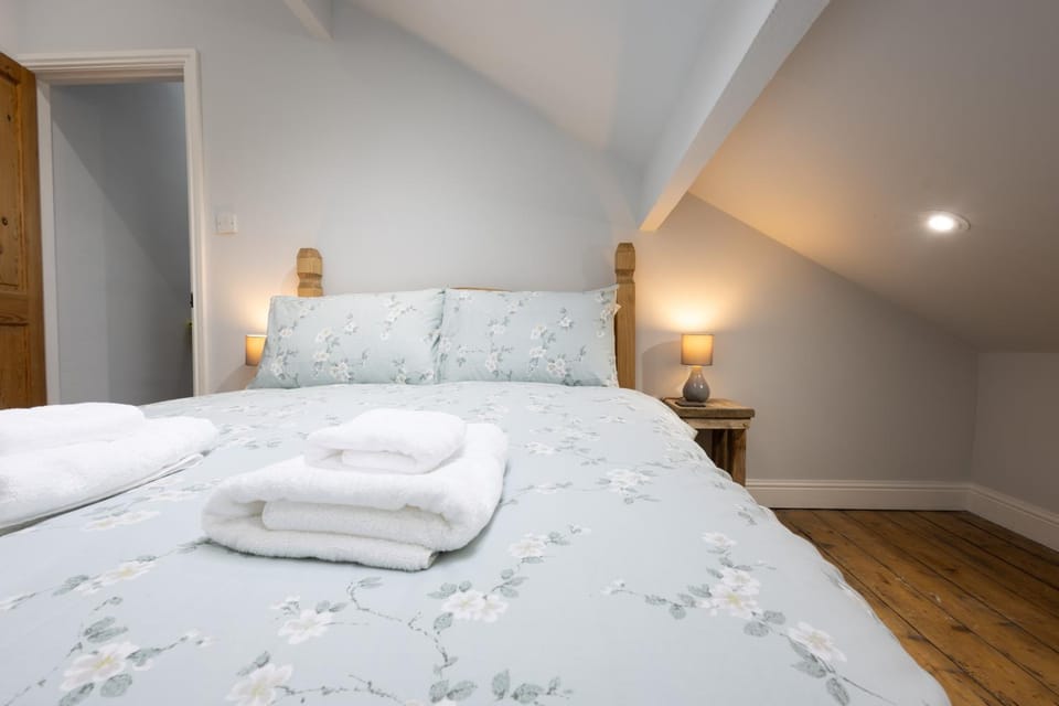 Bond Street Cottage, Central Hebden House in Hebden Bridge