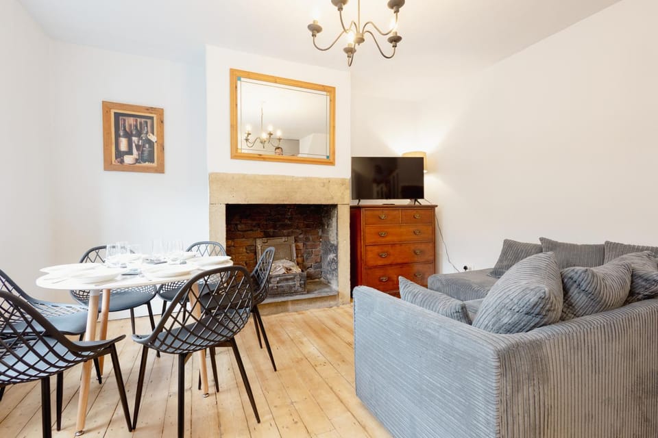 Bond Street Cottage, Central Hebden House in Hebden Bridge