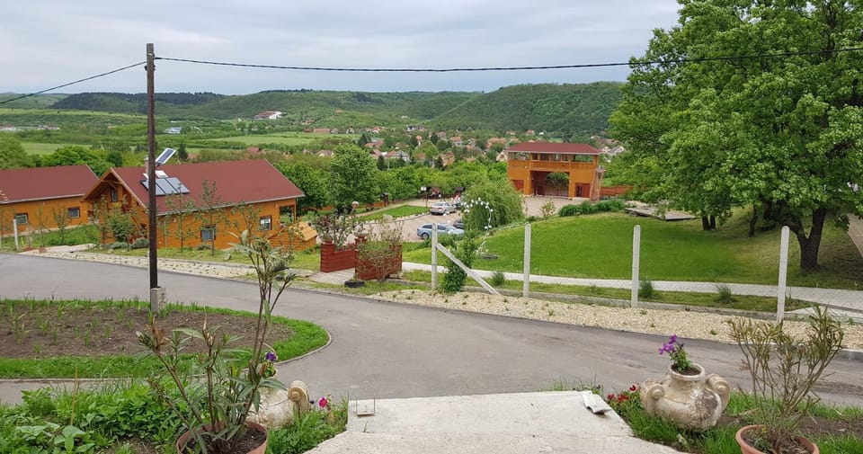 Property building, Garden, On site