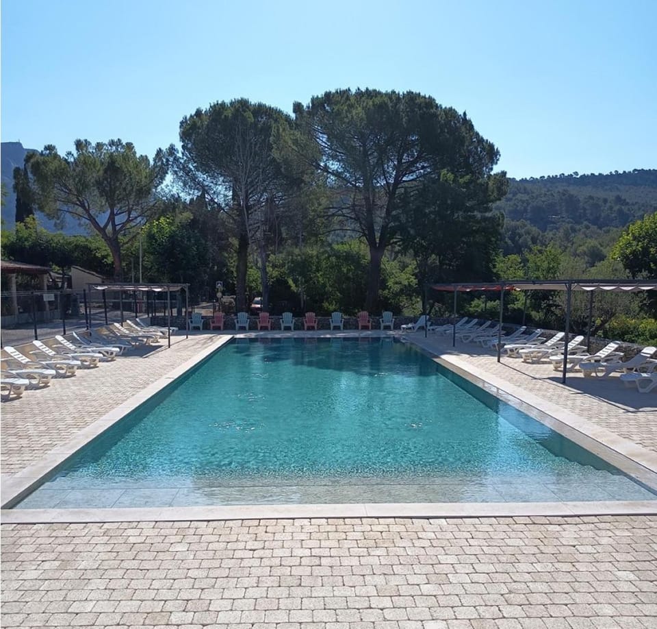 Camping maeva Escapades Sainte-Victoire Campground/ 
RV Resort in French Riviera