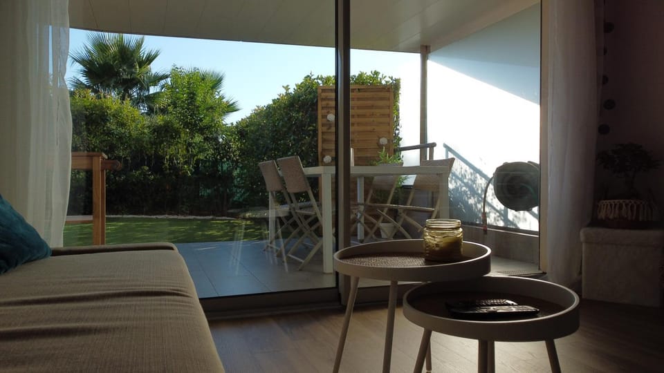 Appartement avec jardin et piscine Apartment in Nice