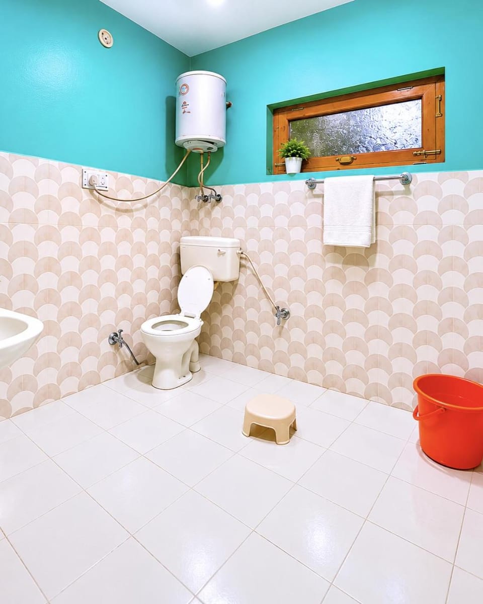Toilet, Bathroom