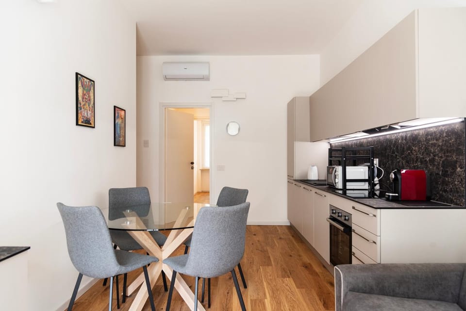 Youhosty - Procaccini 35 Apartment in Milan