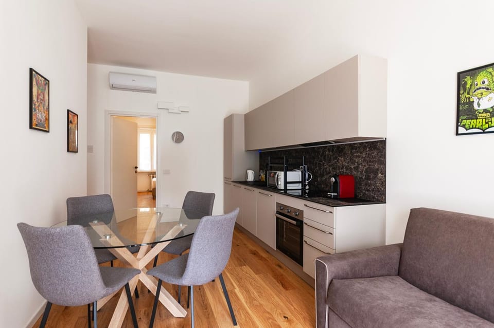 Youhosty - Procaccini 35 Apartment in Milan