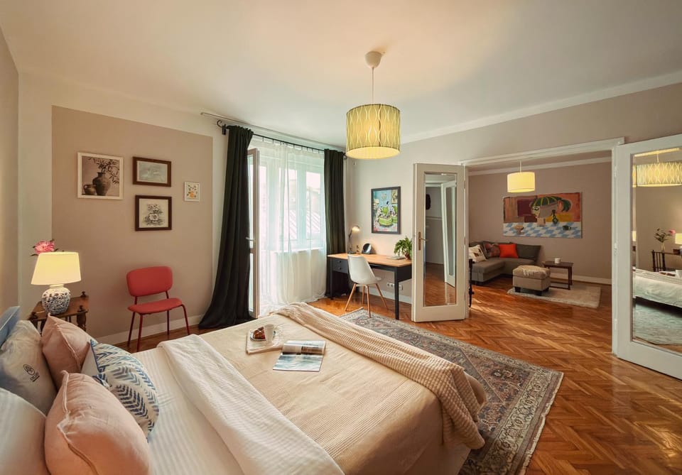 Living room, Bedroom
