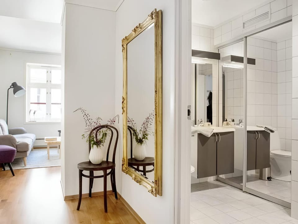 Shower, Bathroom, towels