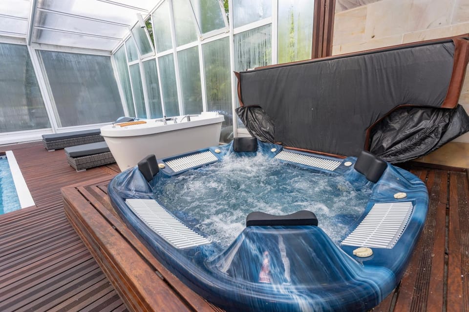 Hot Tub, Spa and wellness centre/facilities, Swimming pool