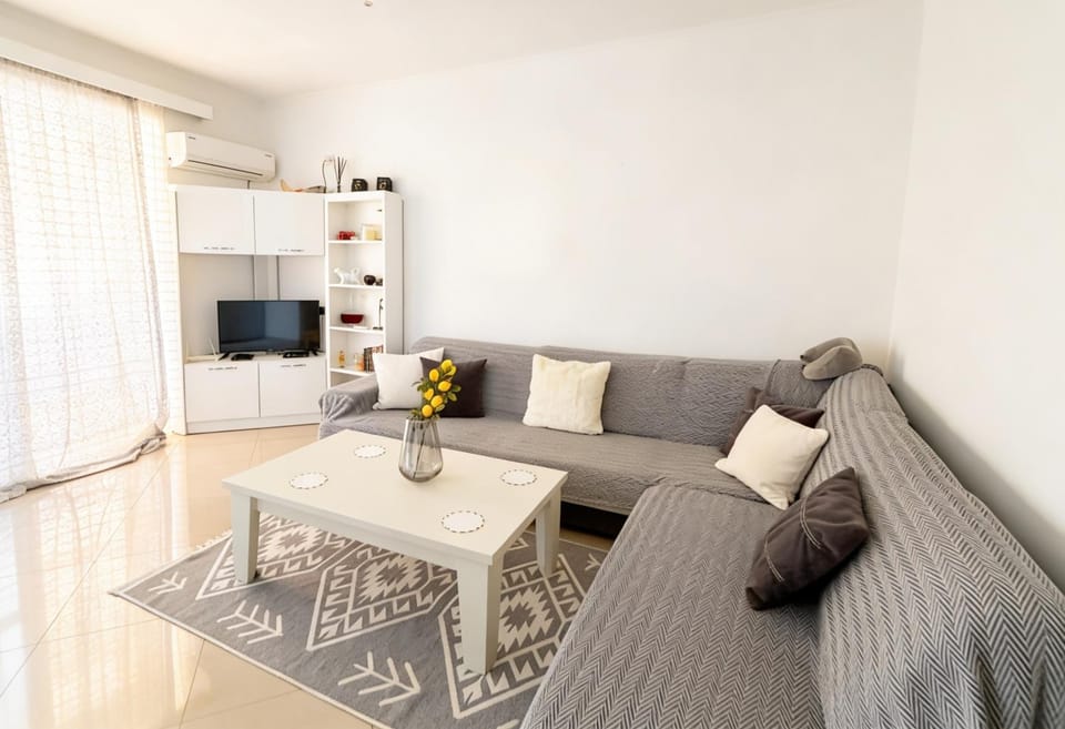 TV and multimedia, Seating area