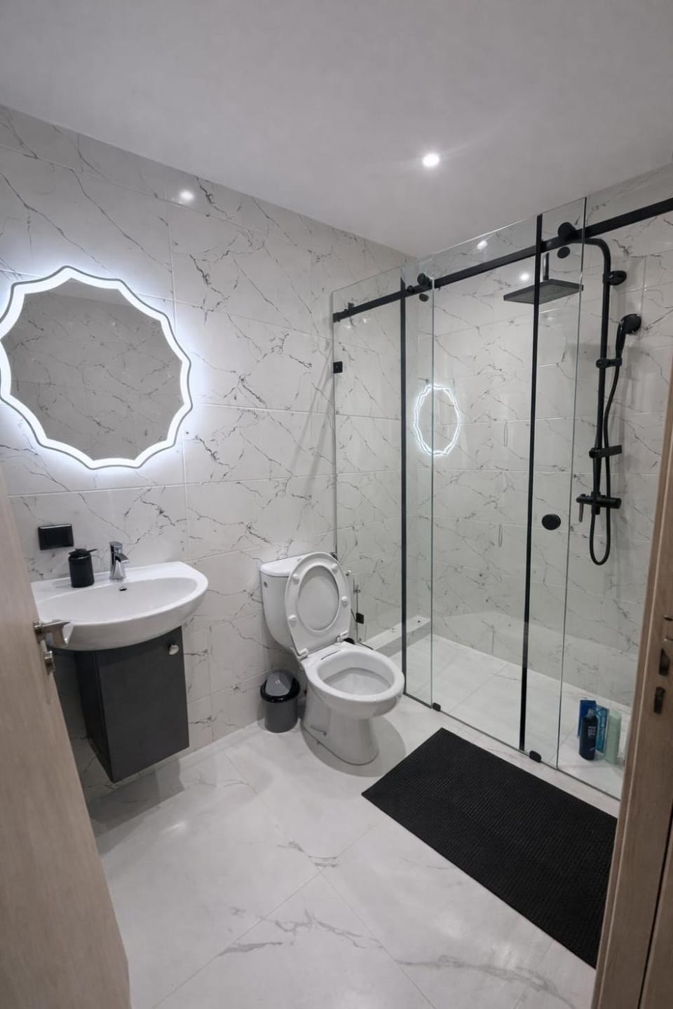 Shower, Toilet, Bathroom, hair dryier