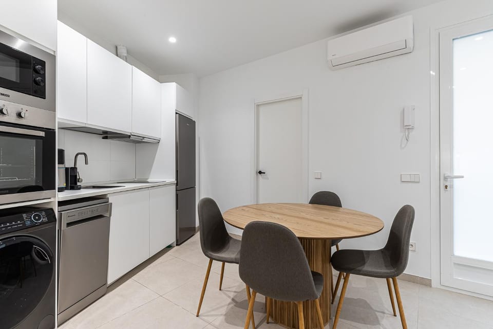 Waou Urban Chamberi II - Corta Duración Apartment in Madrid