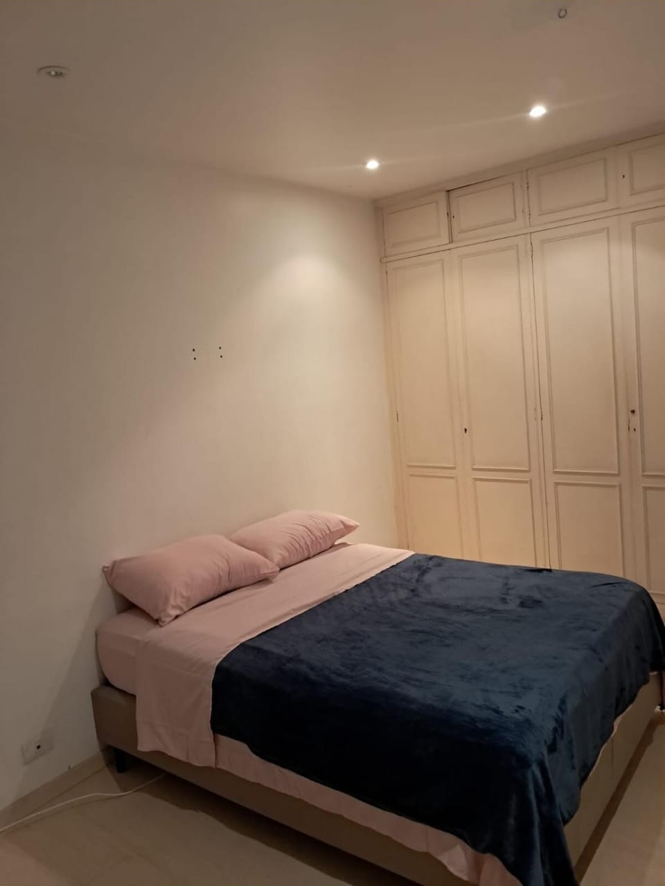 Five luxury rooms on the Atlantic Avenue Apartment in Rio de Janeiro