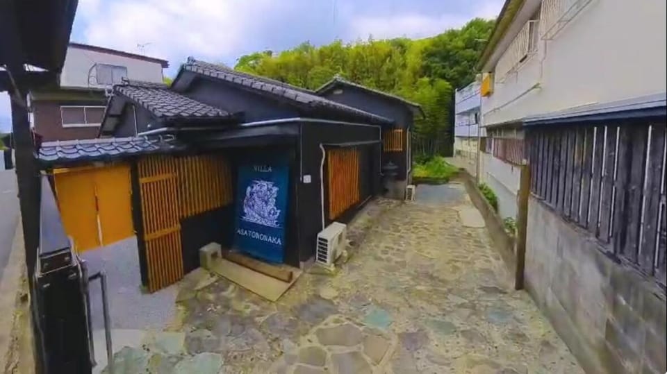 安里乃仲Traditional samurai residence with a family bath for rent Hideaway Villa with open-air bath, wood deck terrace, AI massage chair Villa in Fukuoka Prefecture