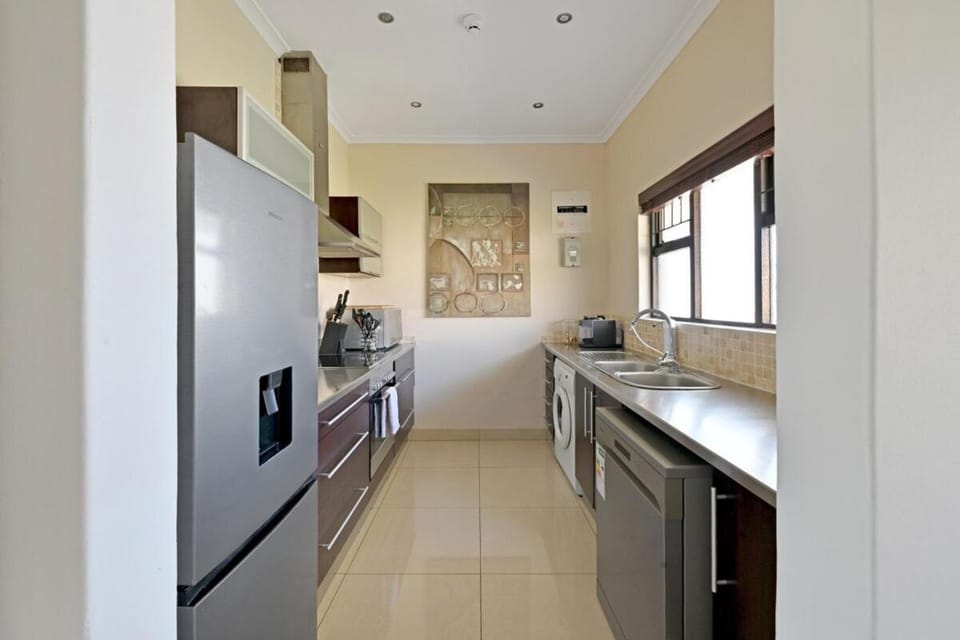 Charming One Bed Central Green Point Stadium Apartment in Cape Town