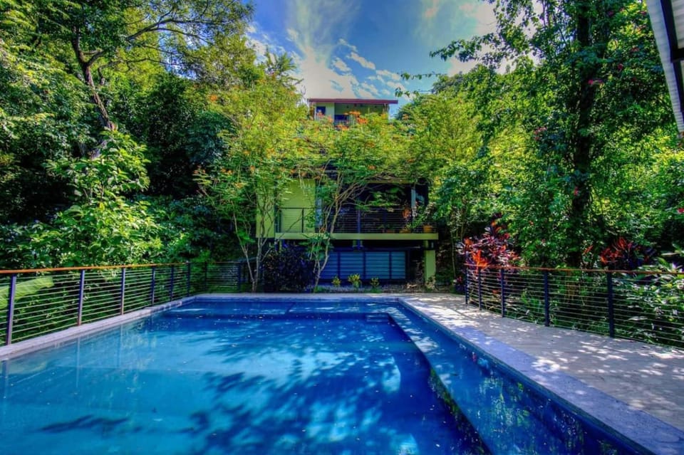 Casa Verde - Beach and Jungle Oasis House in Guanacaste Province