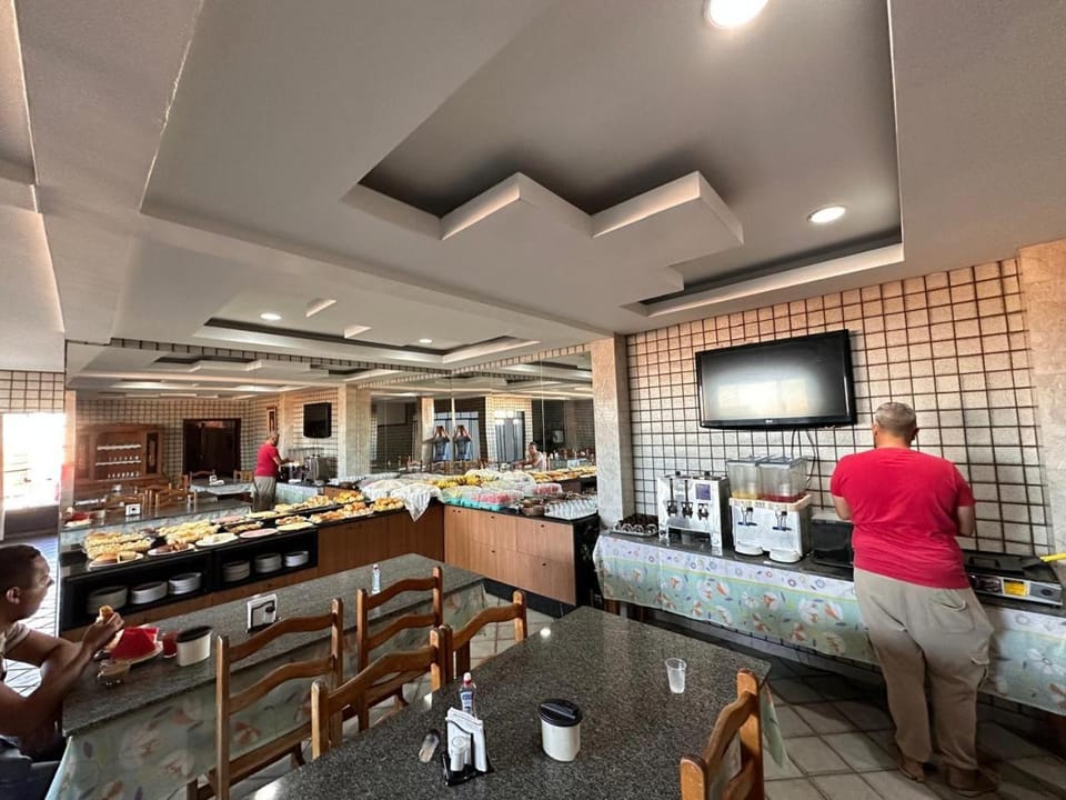 Restaurant/places to eat, Food