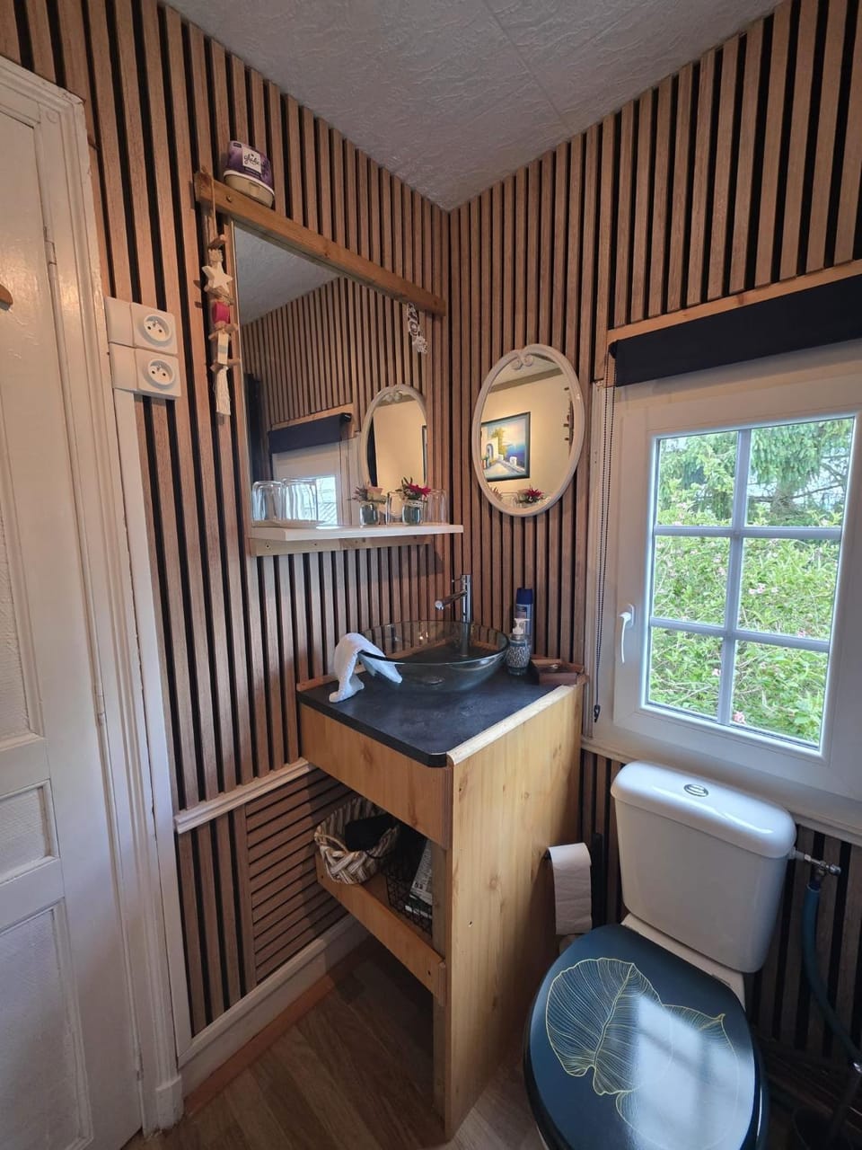 Le Bois Rouland Bed and Breakfast in Normandy