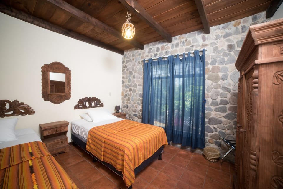 Photo of the whole room, Decorative detail, Bedroom