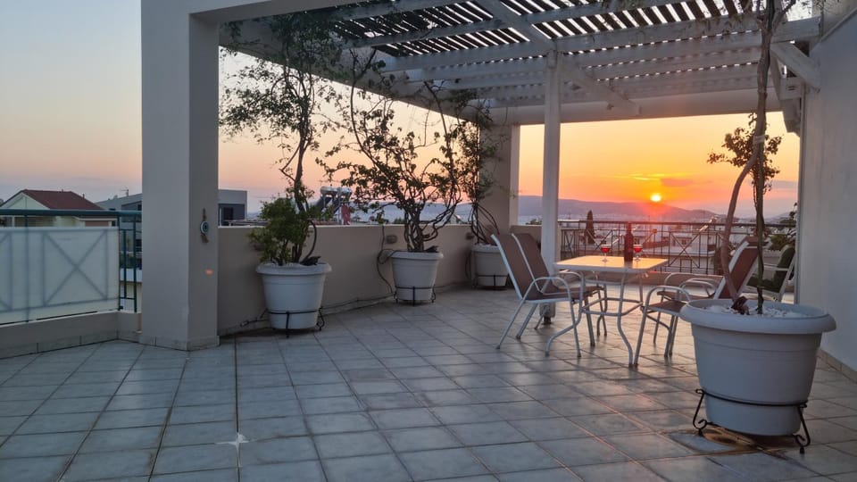 View (from property/room), Balcony/Terrace, Balcony/Terrace, Sunset