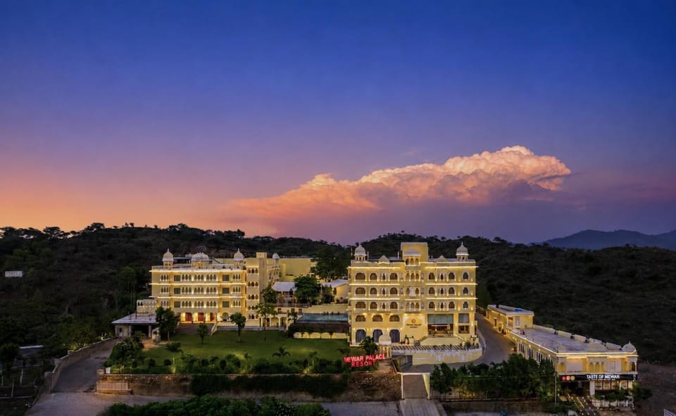 Mewar Palace Luxury Resort & Private Pool Villas Udaipur Resort in Rajasthan
