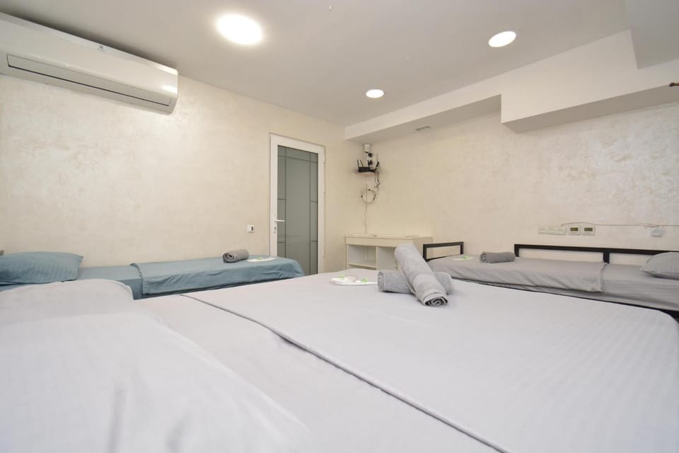 Bed, Bedroom, bunk bed, wardrobe