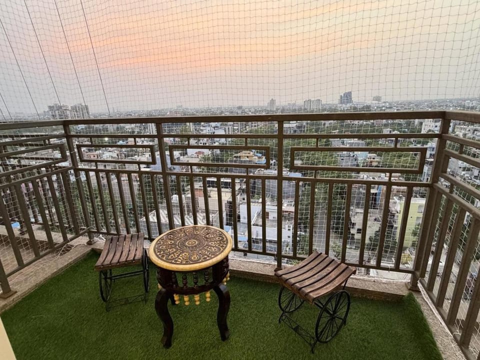 The Luxury Experience Apartment in Uttar Pradesh