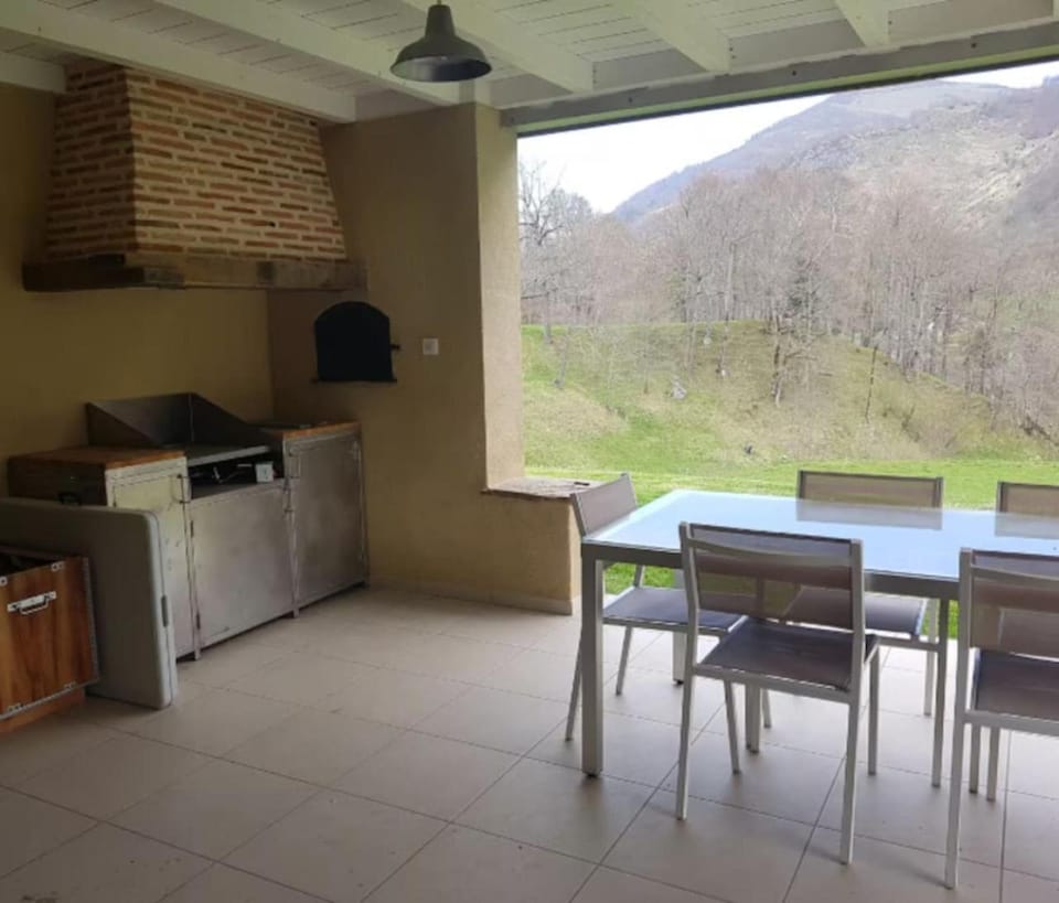 Edelweiss chalet familial House in Arrens-Marsous