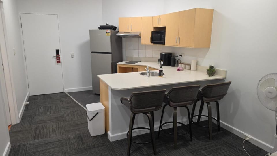 Coffee/tea facilities, Dining area