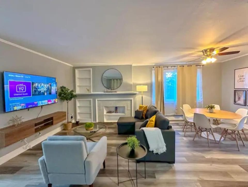 Arcade, Close to Fall, off street Parking, WIFI Apartment in Niagara Falls