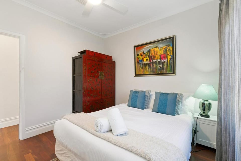 Bed, Bedroom, wardrobe