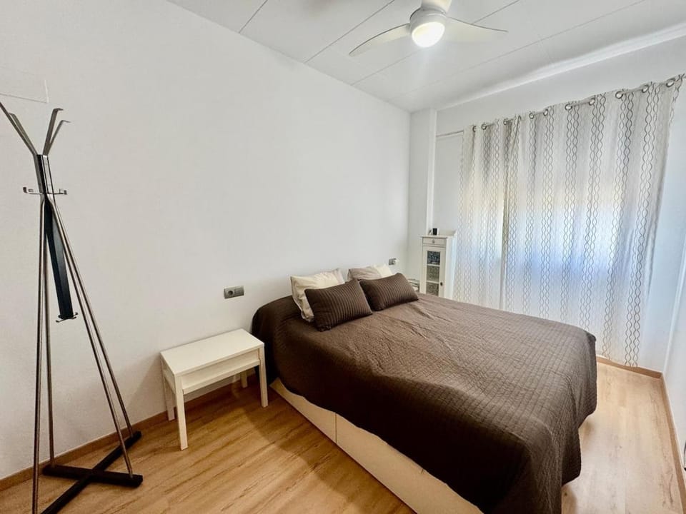 Planta Baja con piscina , wifi y parking Apartment in Montsià