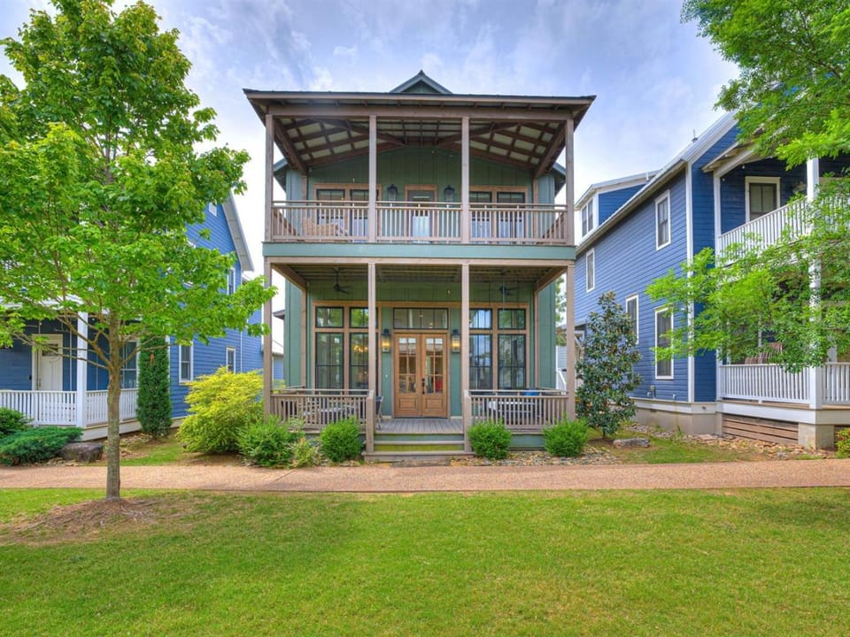 High Tide House 4BR Screened Porch Lake Country House in Longtown