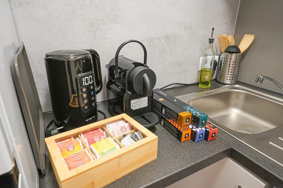 Coffee/tea facilities, Kitchen or kitchenette