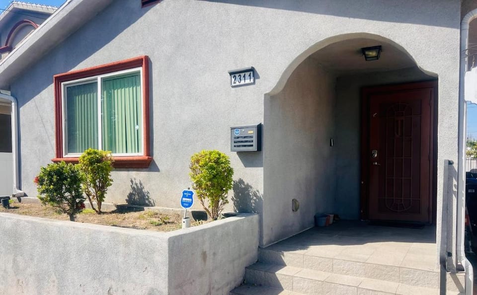World Cup Fan Home near BMO & Sofi Stadium sleeps 8! House in Wilmington