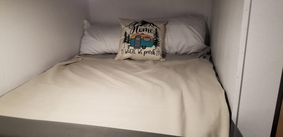 Willowtree Camper Campground/ 
RV Resort in Tennessee