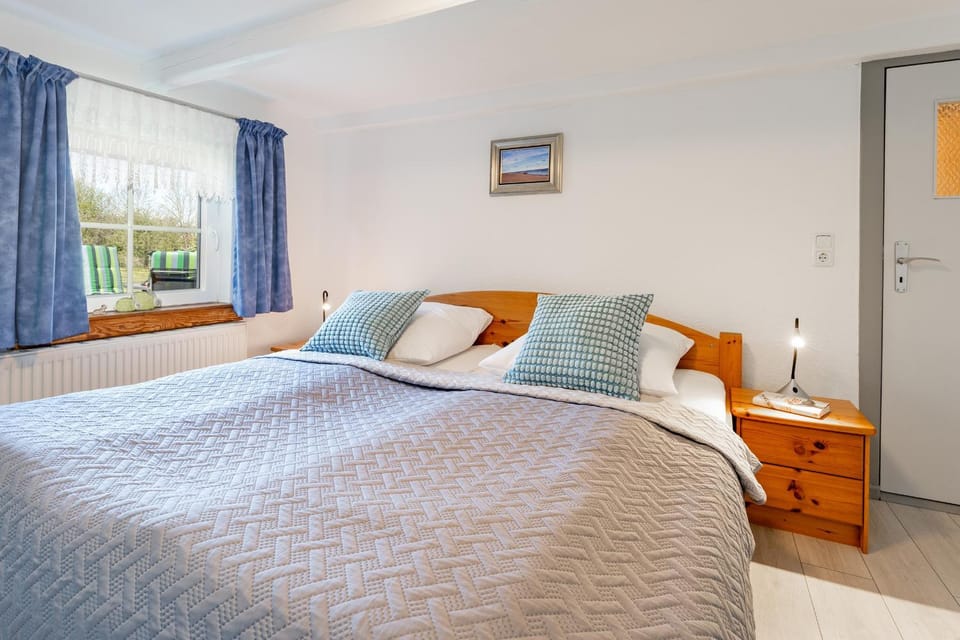 Alte Dorfstraße 29 REETungsboot Apartment in Schleswig-Holstein
