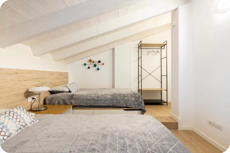 Casa della Regina Lake Suite Apartment in Sirmione