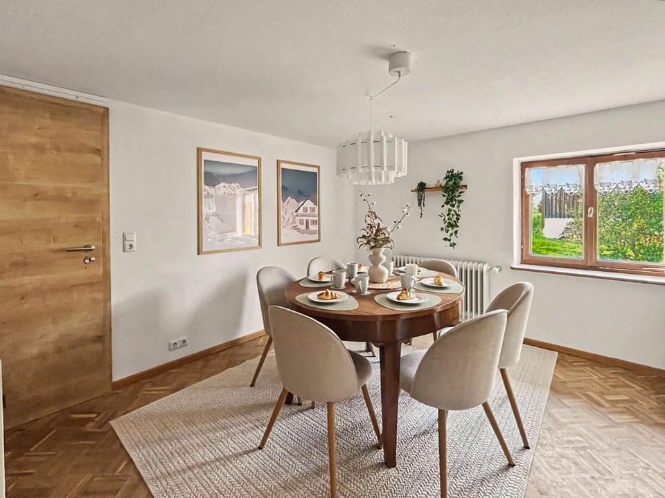 Dining area, Dinner