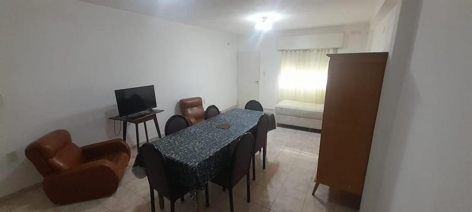Casa totalmente equipada para 5 Personas con Mascota Apartment in Zarate