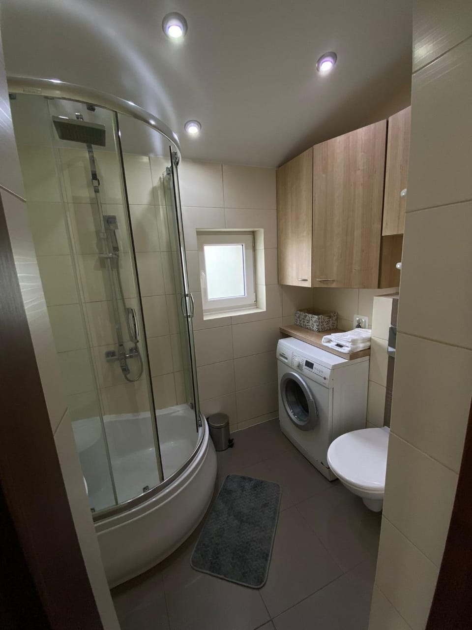Shower, Toilet, Bathroom, washing machine