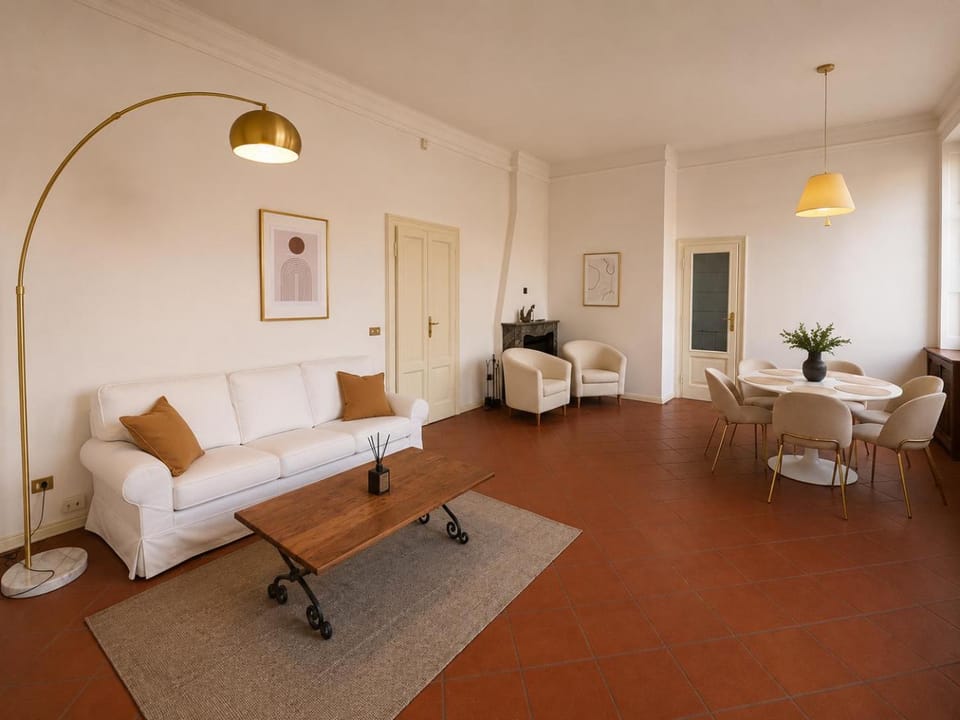 Private Garden & Free Parking - 2 Bedroom Apartment Apartment in Milan