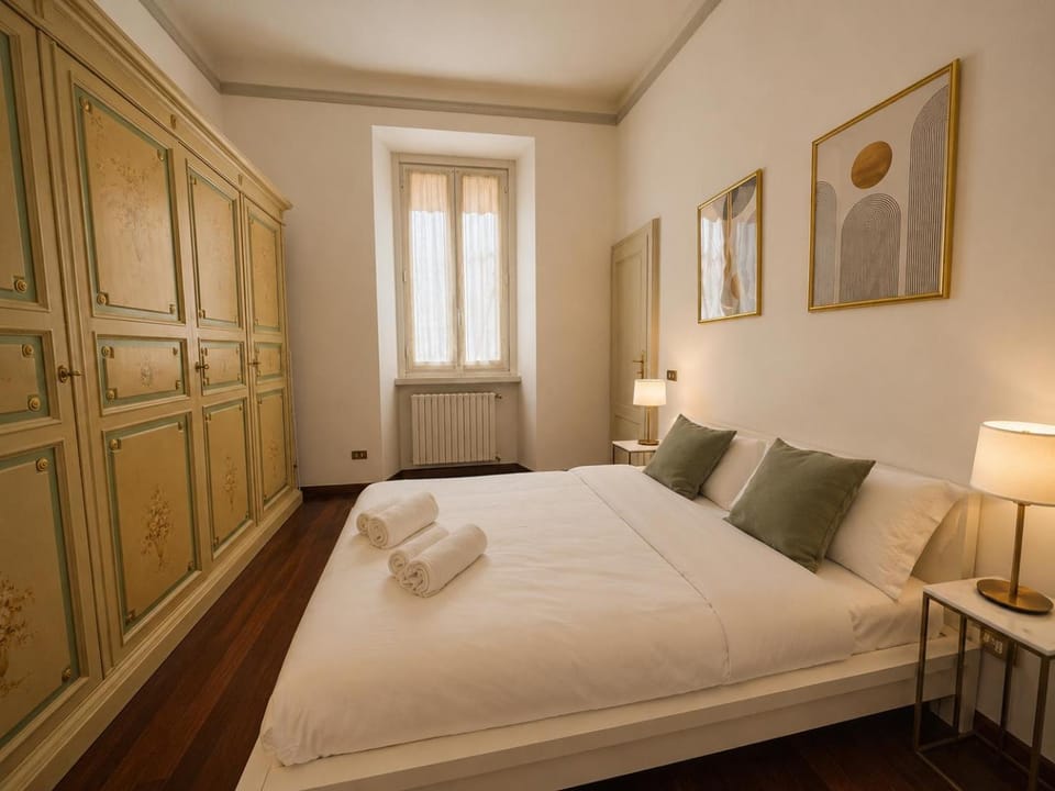 Private Garden & Free Parking - 2 Bedroom Apartment Apartment in Milan