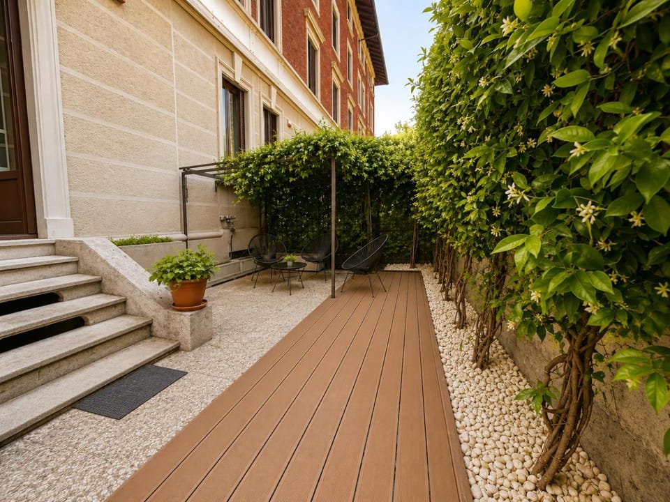 Private Garden & Free Parking - 2 Bedroom Apartment Apartment in Milan