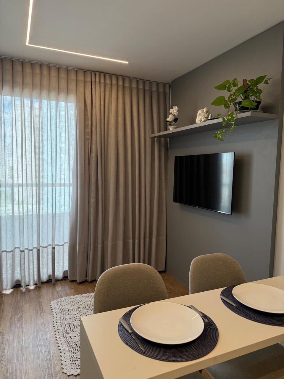 Studios Sublime - Elevador e Piscina und 01 Apartment in State of Mato Grosso, Brazil