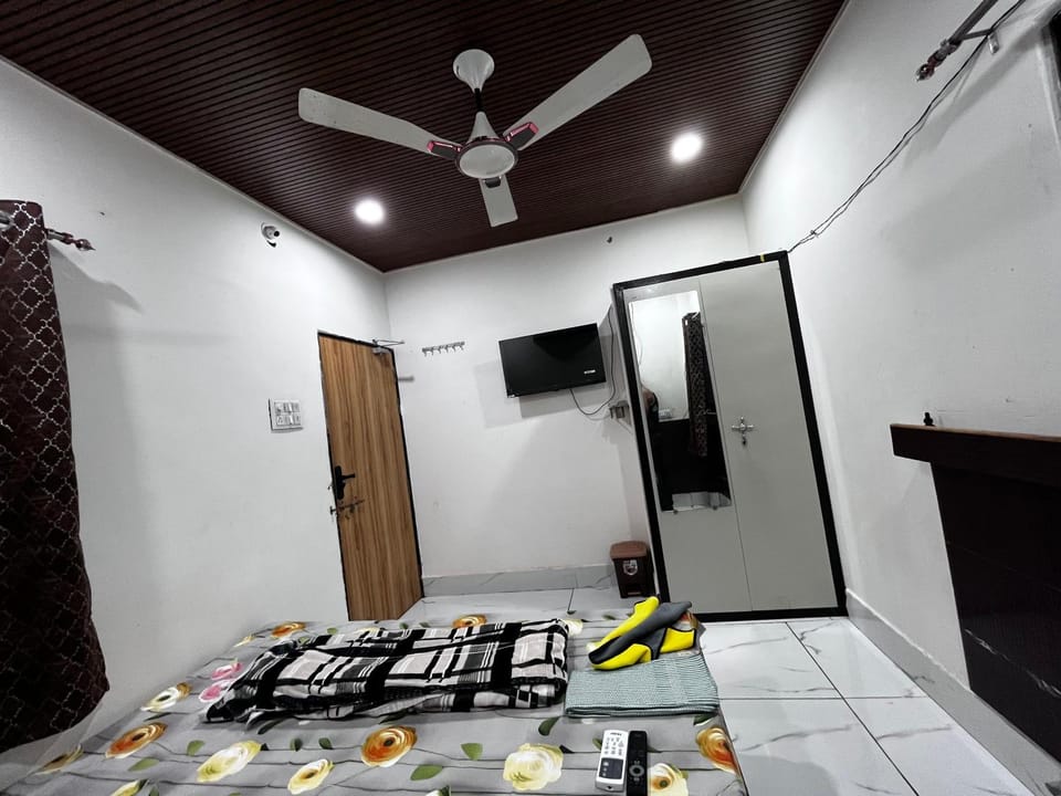 Mahakal home stay Vacation rental in India