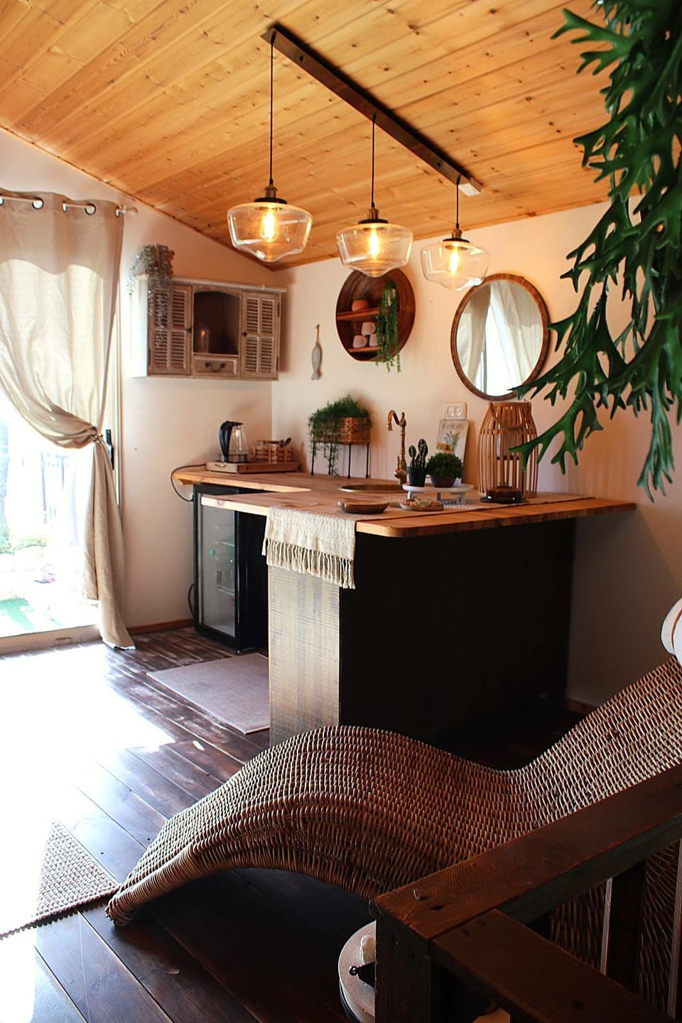 Sunny's Suite Apartment in North District